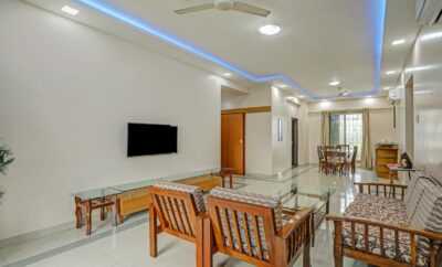 1 Room in 4 BHK Apartments Bandra Mumbai