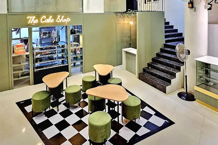 Green Bakes and Restaurant in Nashik by PAJASA info and details, Top Cafes in Nashik