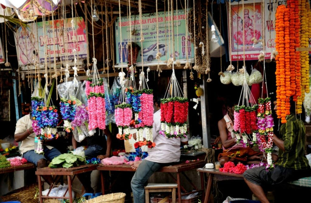 Siddhivinayak Temple shops by PAJASA