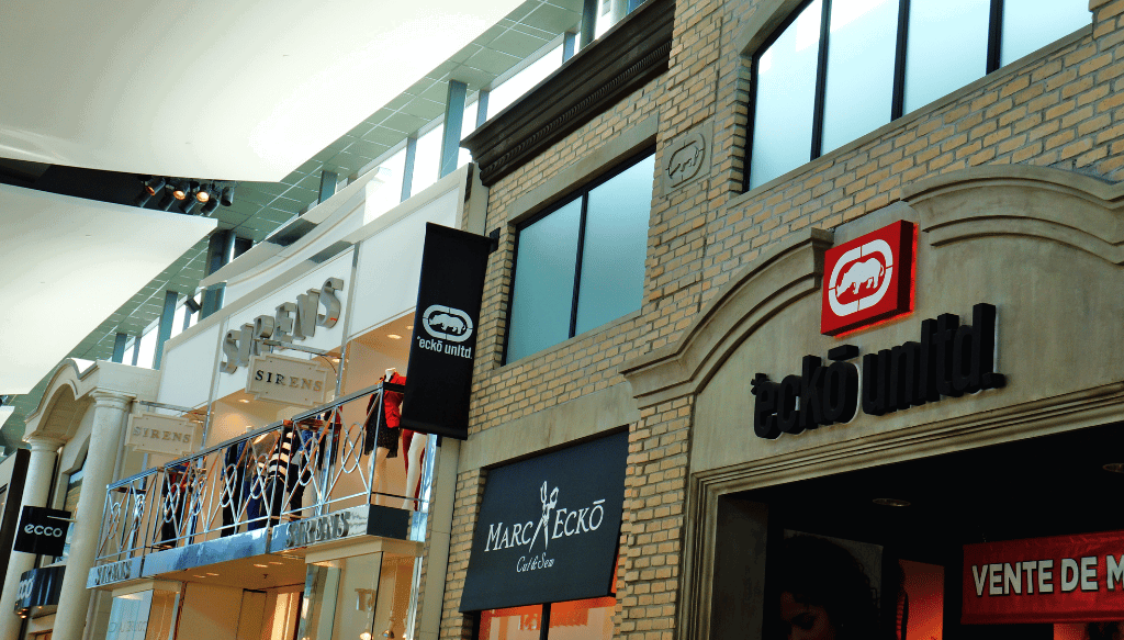 CF Carrefour Laval - PAJASA Apartments